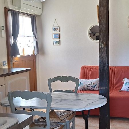 Gîte Pouton Saint-Loubouer Extérieur photo